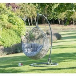 B&M Siena Hanging Egg Chair